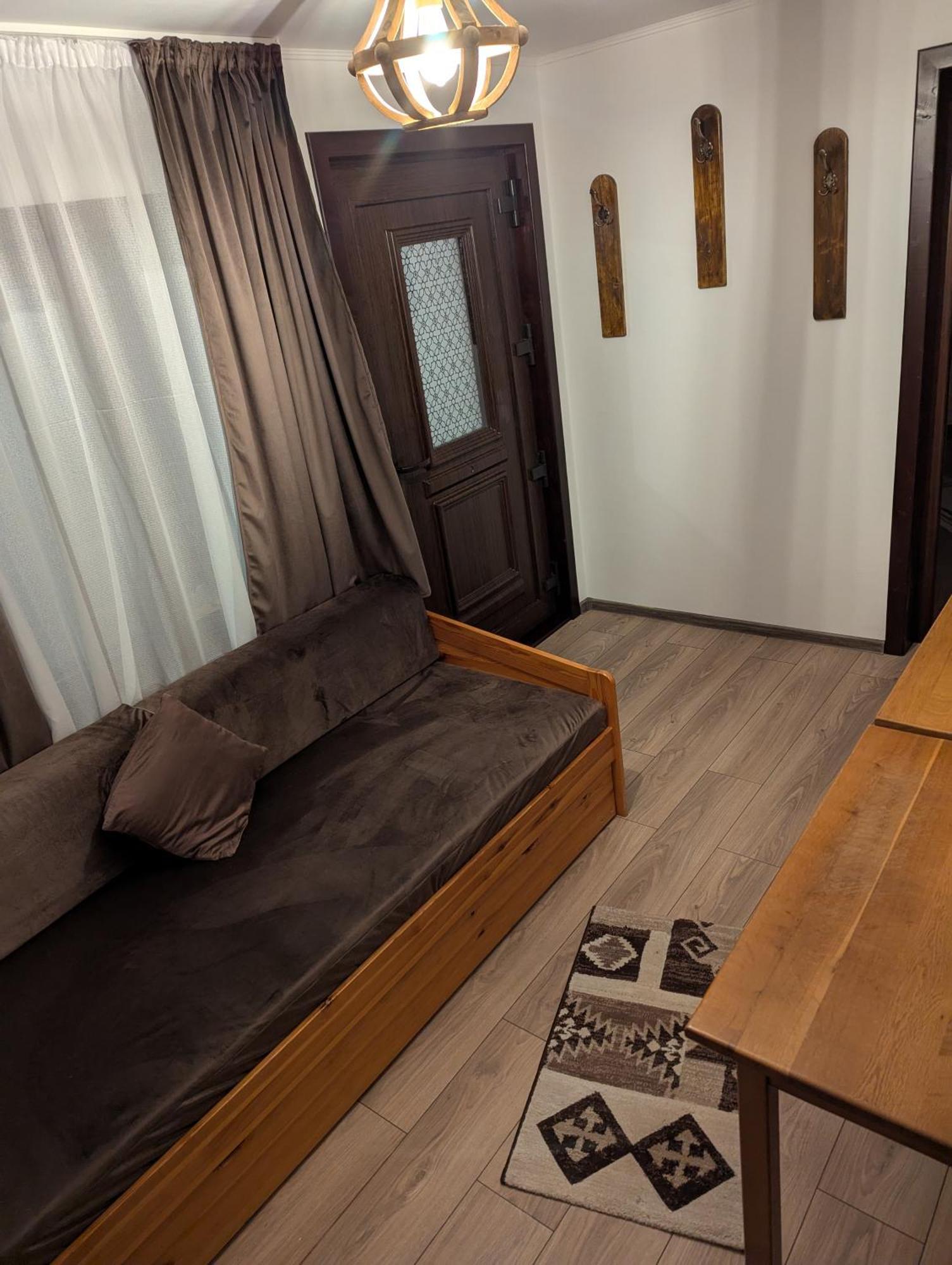 Casa Livada Bunicii Villa ตือร์กูออกนา ภายนอก รูปภาพ